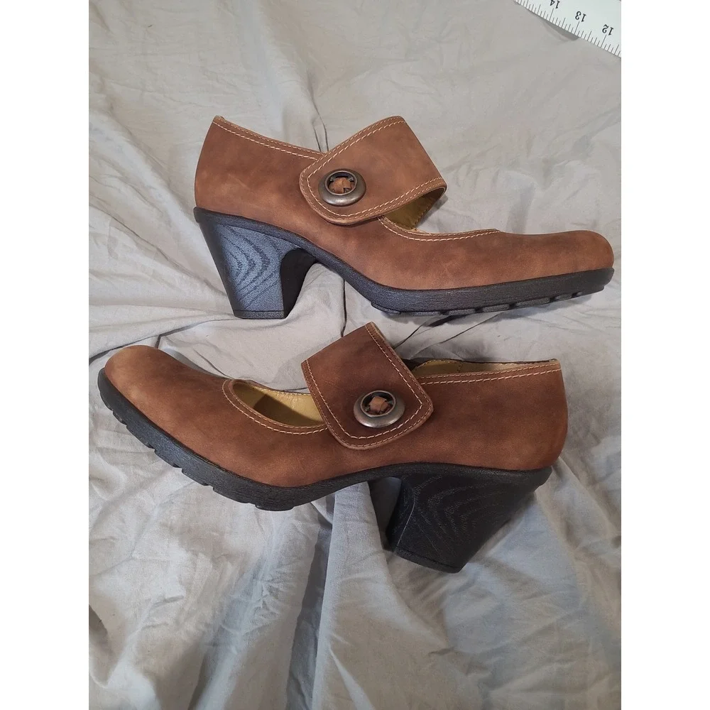 Softspots Women's SZ 11M Brown Suede 3